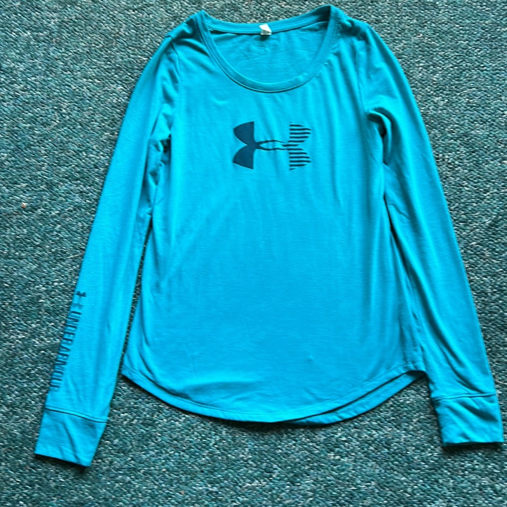Under Armour t-shirt Size small.